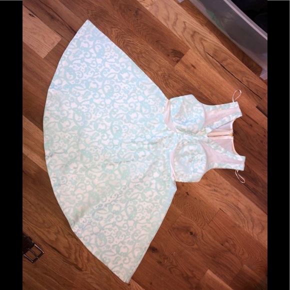 LF - Dream State Dress - Picture 1 of 3